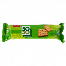 BRITANNIA BISCUITS FIFTY FIFTY 71GMSبسكويت 50/50 بريتانيا 71جرام